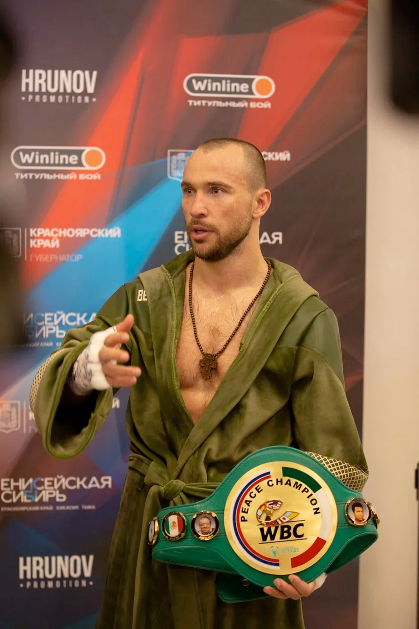 Alexander Besputin defeats Mauricio Pintor in Fight for Peace in Russia | Boxen247.com (Kristian von Sponneck)